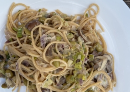 Spaghetti mit Pilz-Lauch-Sauce