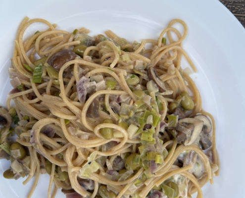 Spaghetti mit Pilz-Lauch-Sauce